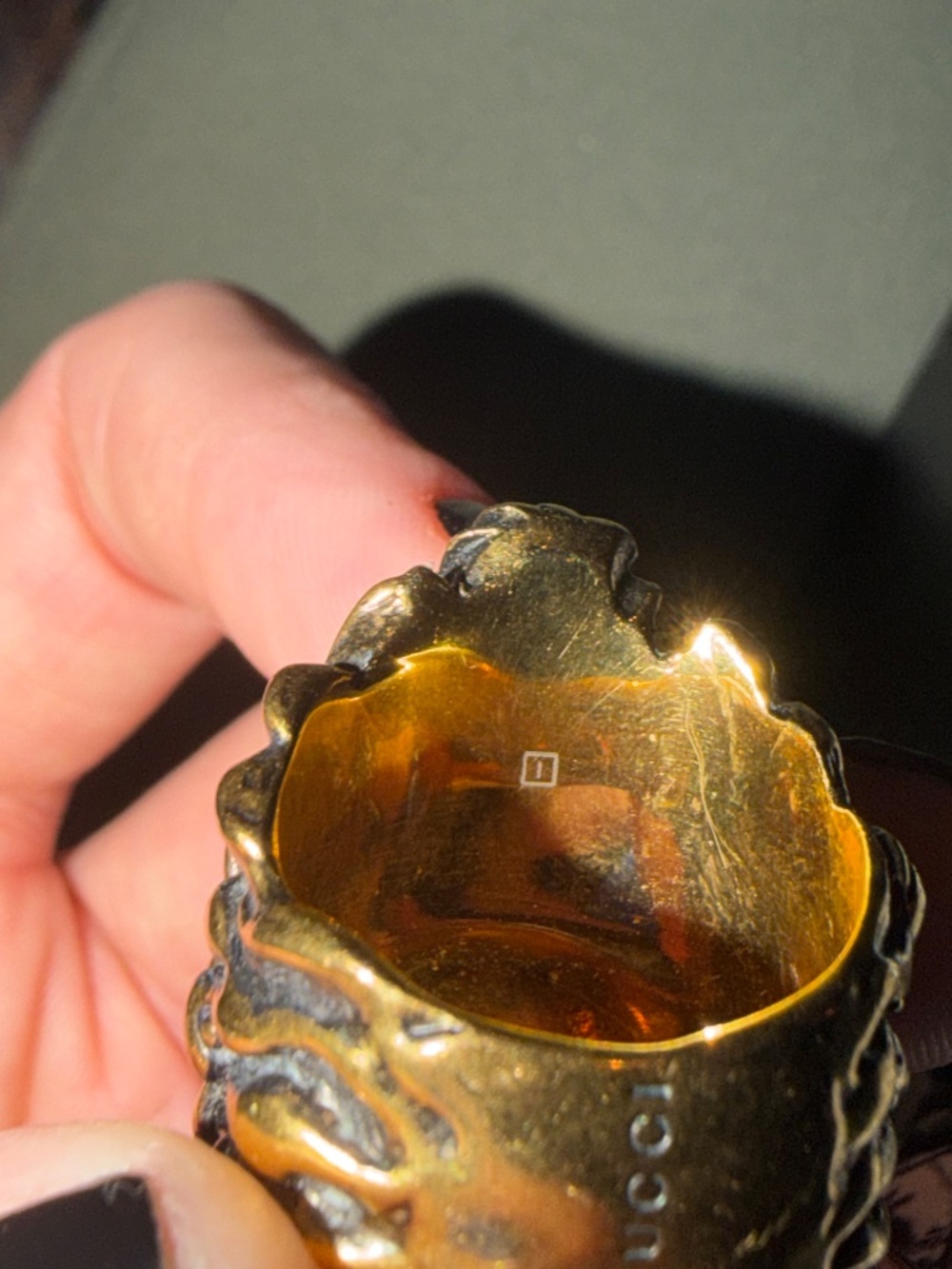 Gucci Lion Head Cocktail Ring - Picture 5 of 11